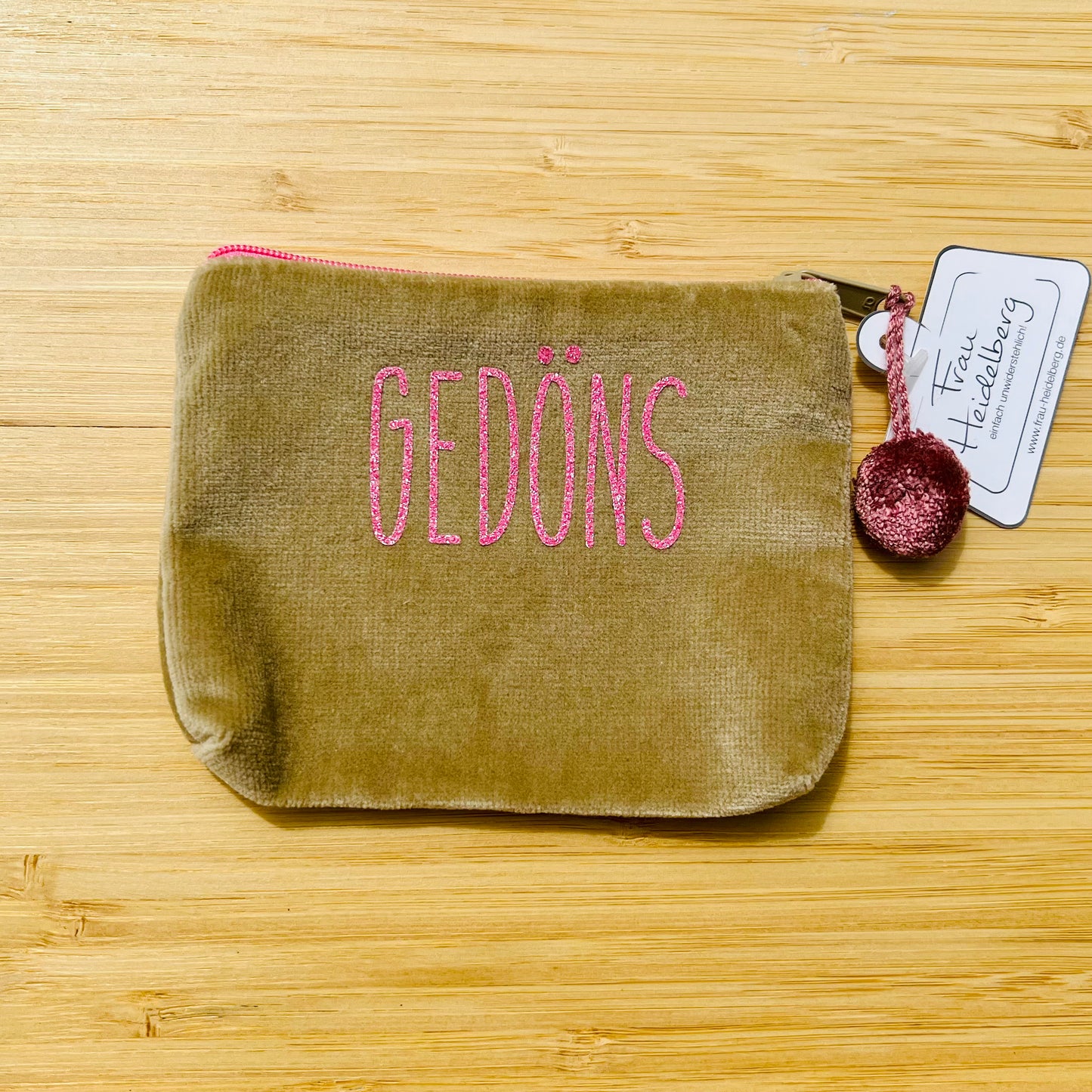 Kosmetiktasche Frau Heidelberg klein Gedöns